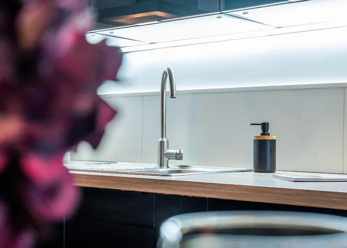 Upscale 3-room 200m From The Palais * Cannes